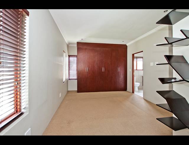 3 BEDROOM HOUSE FOR SALE IN FERNDALE